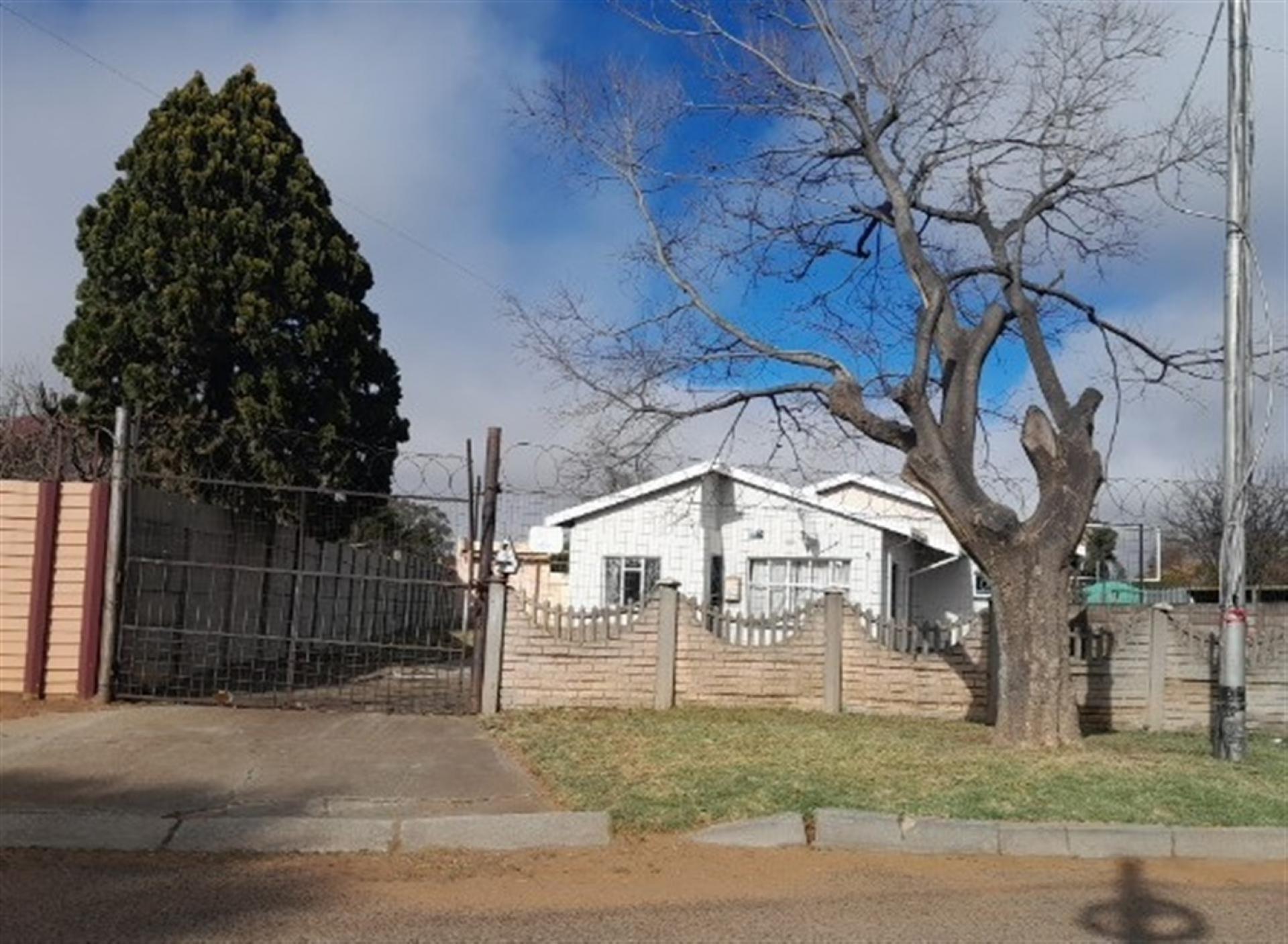 Front View of property in Randfontein