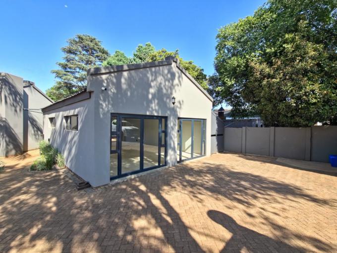 Commercial to Rent in Elarduspark - Property to rent - MR633245