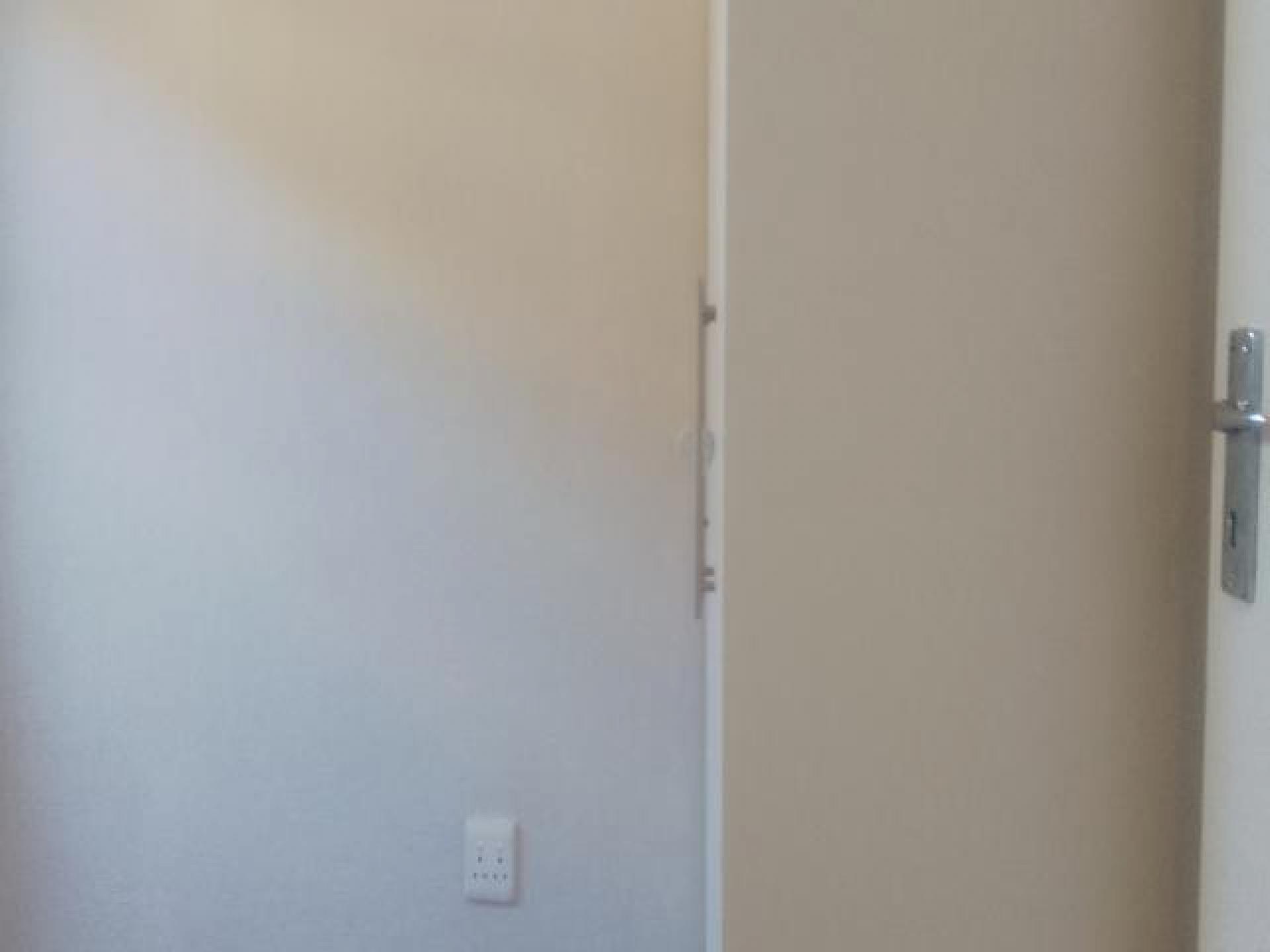 Bed Room 1 of property in Savanna City