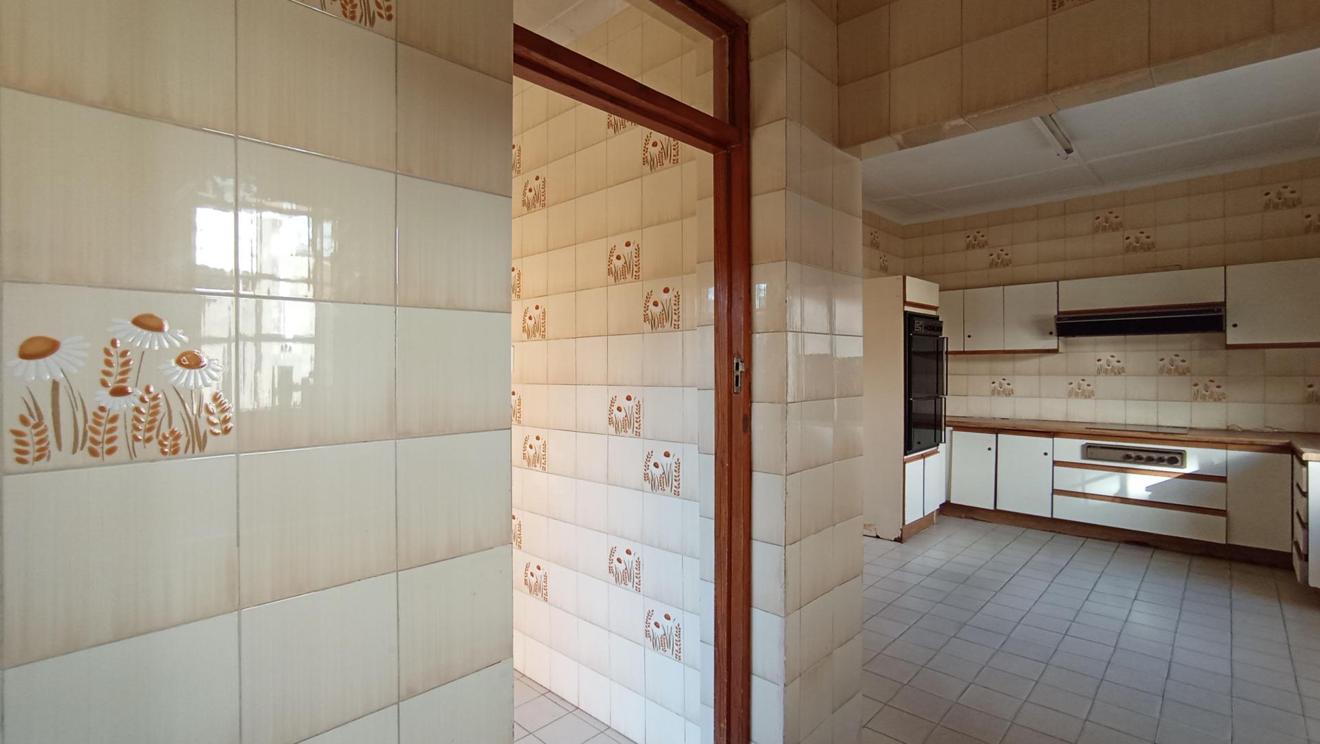 Scullery - 5 square meters of property in Greenside