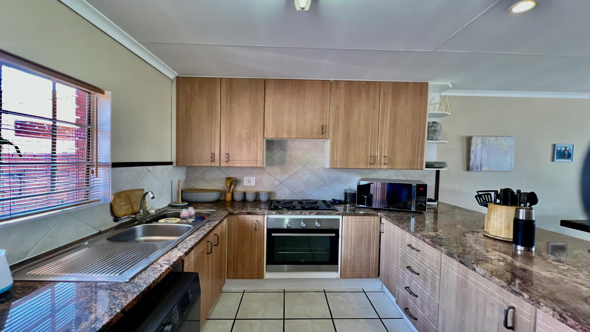 Kitchen of property in Moreletapark