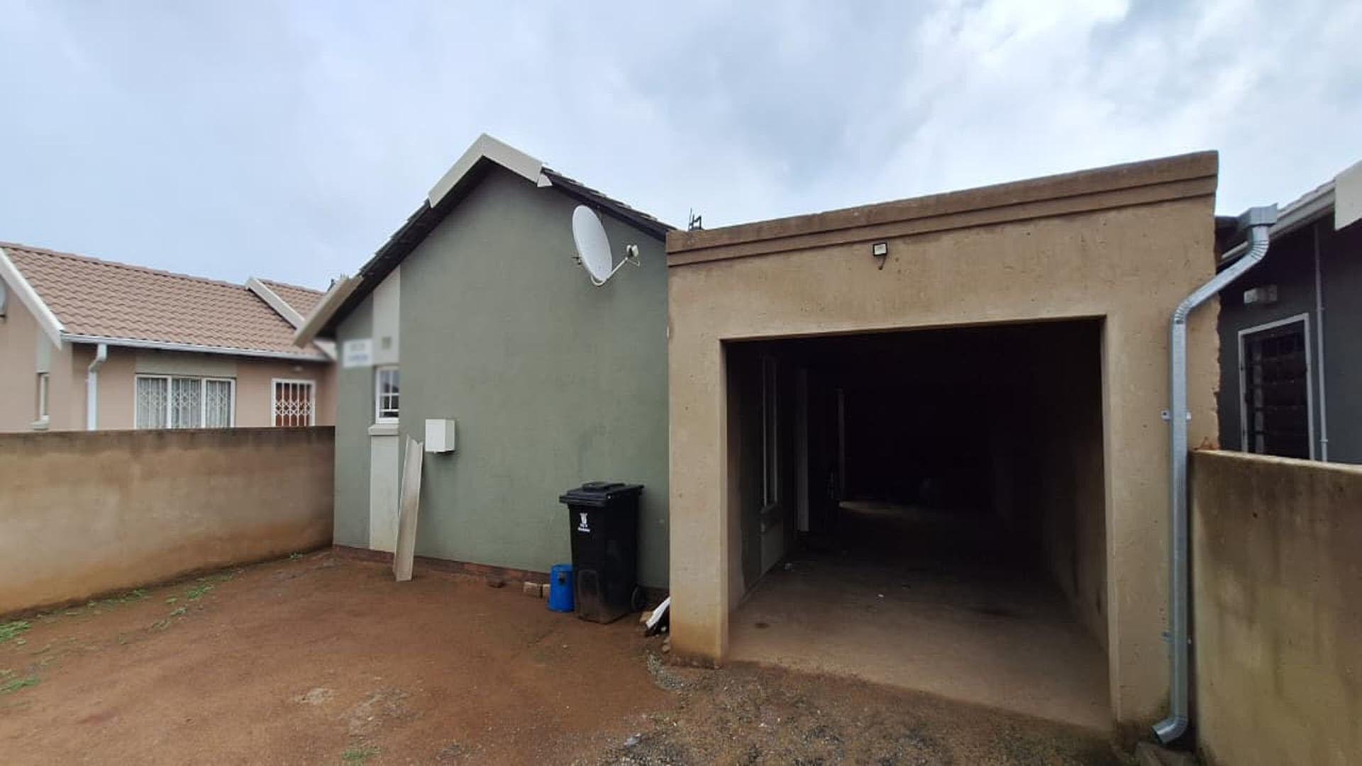 Front View of property in Windmill Park