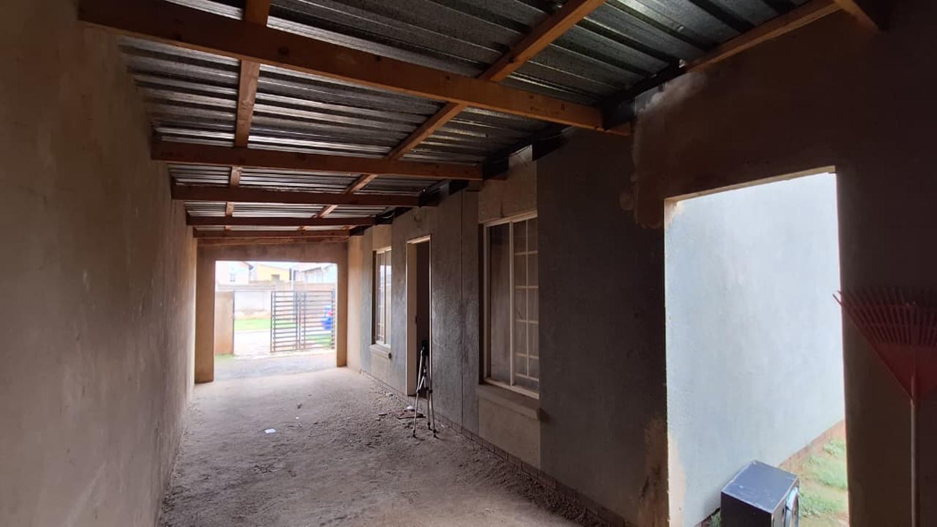 Garage - 34 square meters of property in Windmill Park