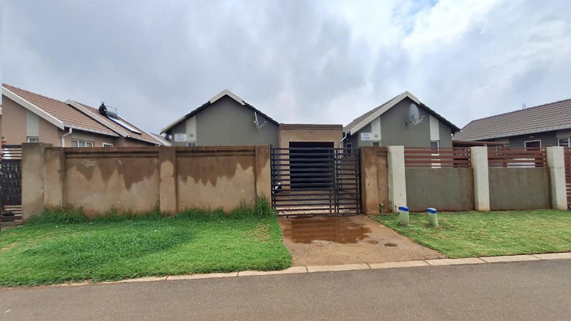 Front View of property in Windmill Park