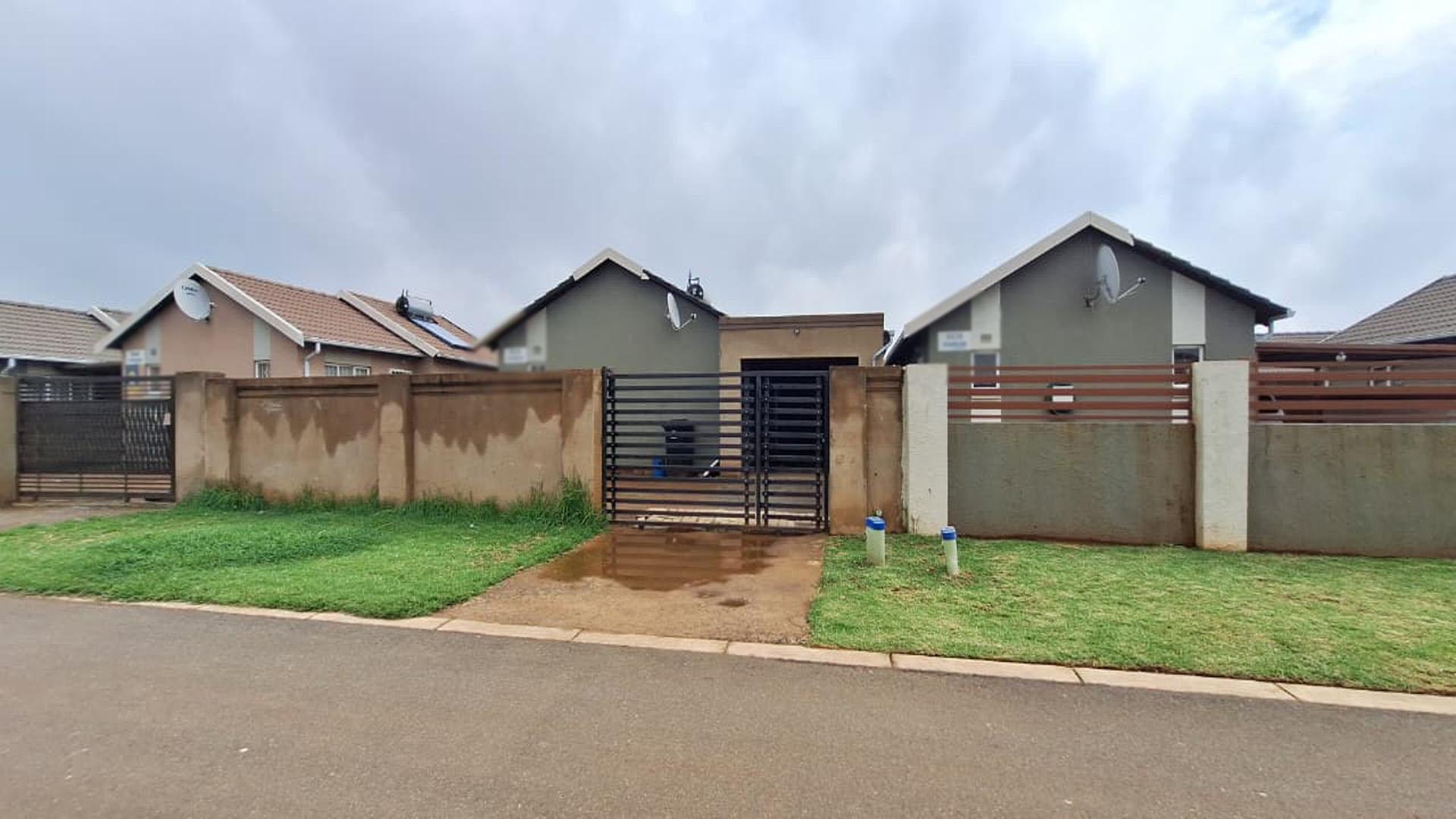 Front View of property in Windmill Park