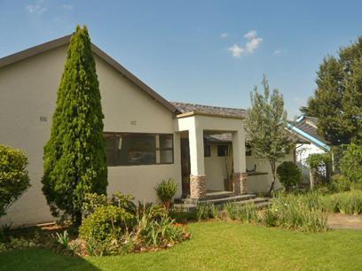 3 Bedroom House for Sale For Sale in Krugersdorp - Private Sale - MR63340