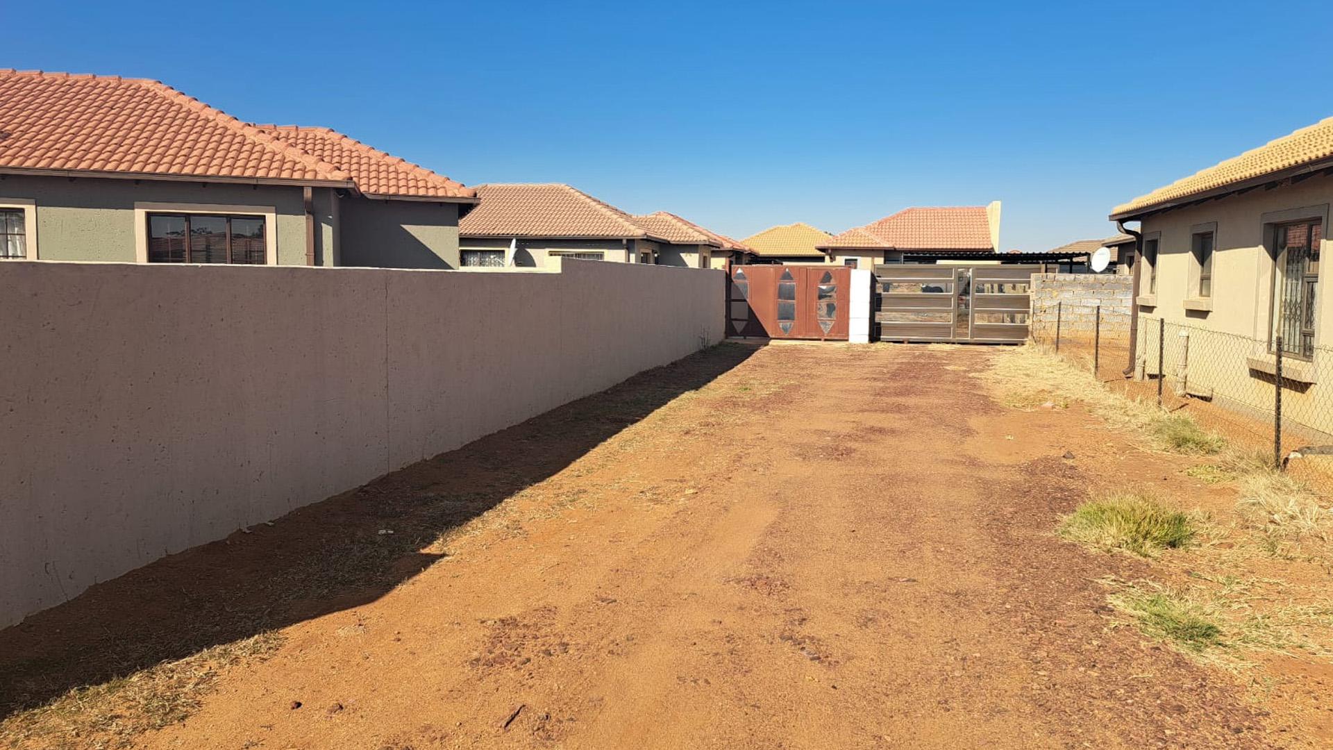 Front View of property in Ellaton