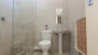Bathroom 1 - 5 square meters of property in Ridgeway