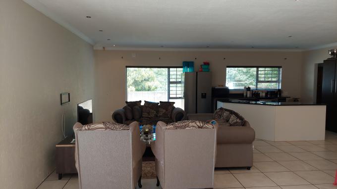 House for Sale For Sale in St Micheals on Sea - MR633528