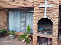 3 Bedroom 1 Bathroom Simplex to Rent for sale in Wilkoppies