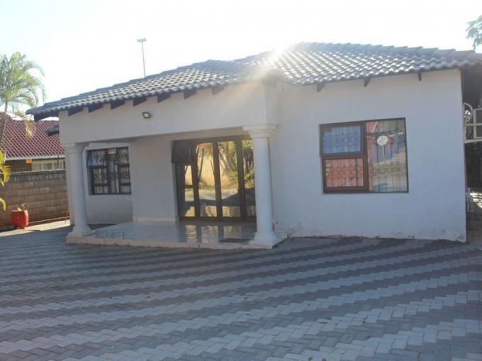 4 Bedroom House for Sale For Sale in Barberton - MR633602