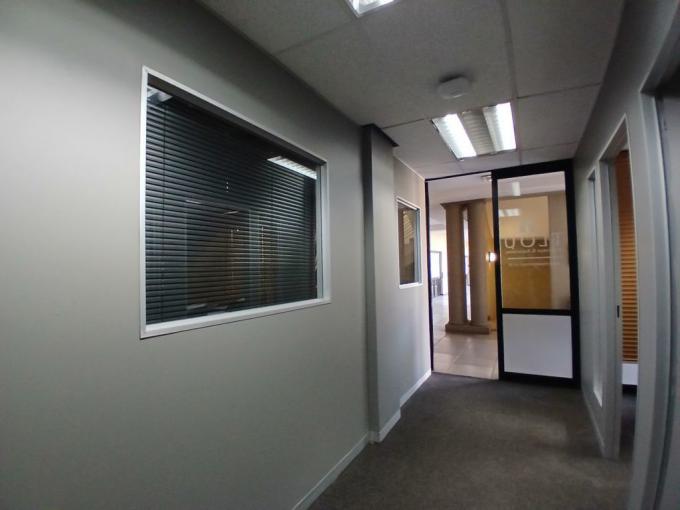 Commercial to Rent in Rustenburg - Property to rent - MR633605