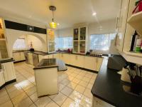  of property in Glenvista