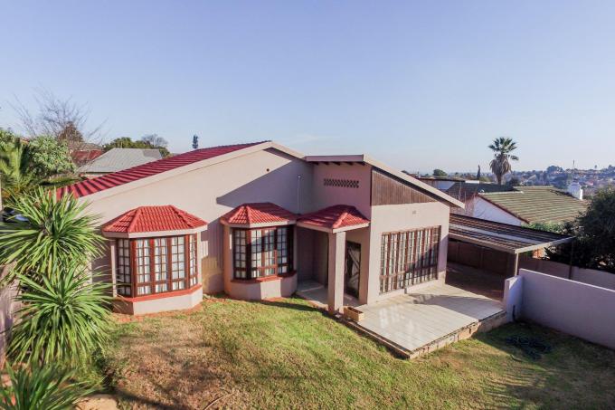 3 Bedroom House for Sale For Sale in Lindhaven - MR633673