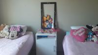 Bed Room 1 of property in Mmabatho