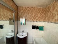  of property in Sunnyside