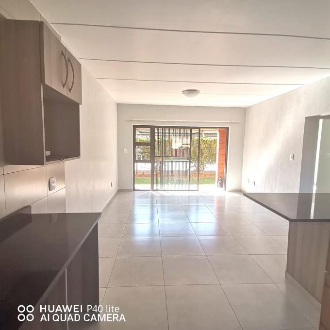 2 Bedroom Apartment to Rent in Randpark Ridge - Property to rent - MR633683