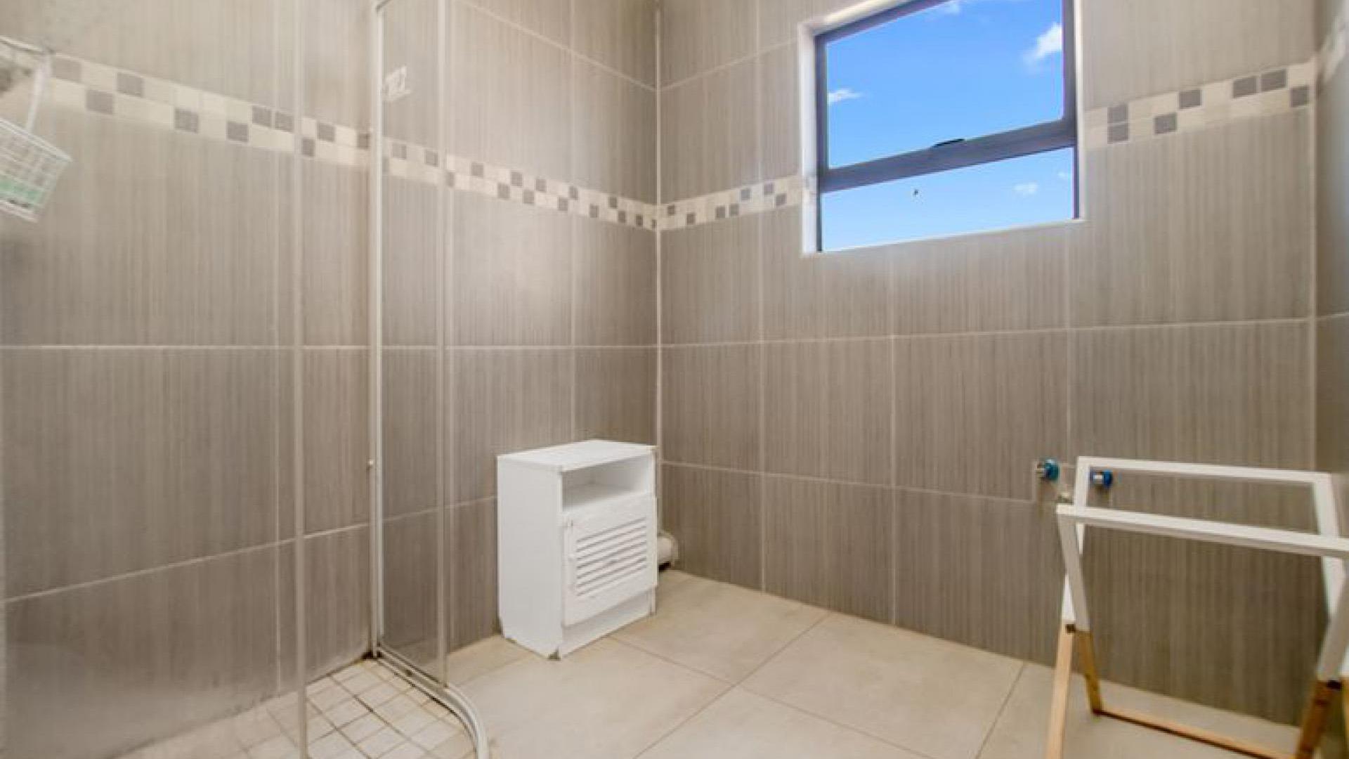 Bathroom 2 of property in Protea Glen