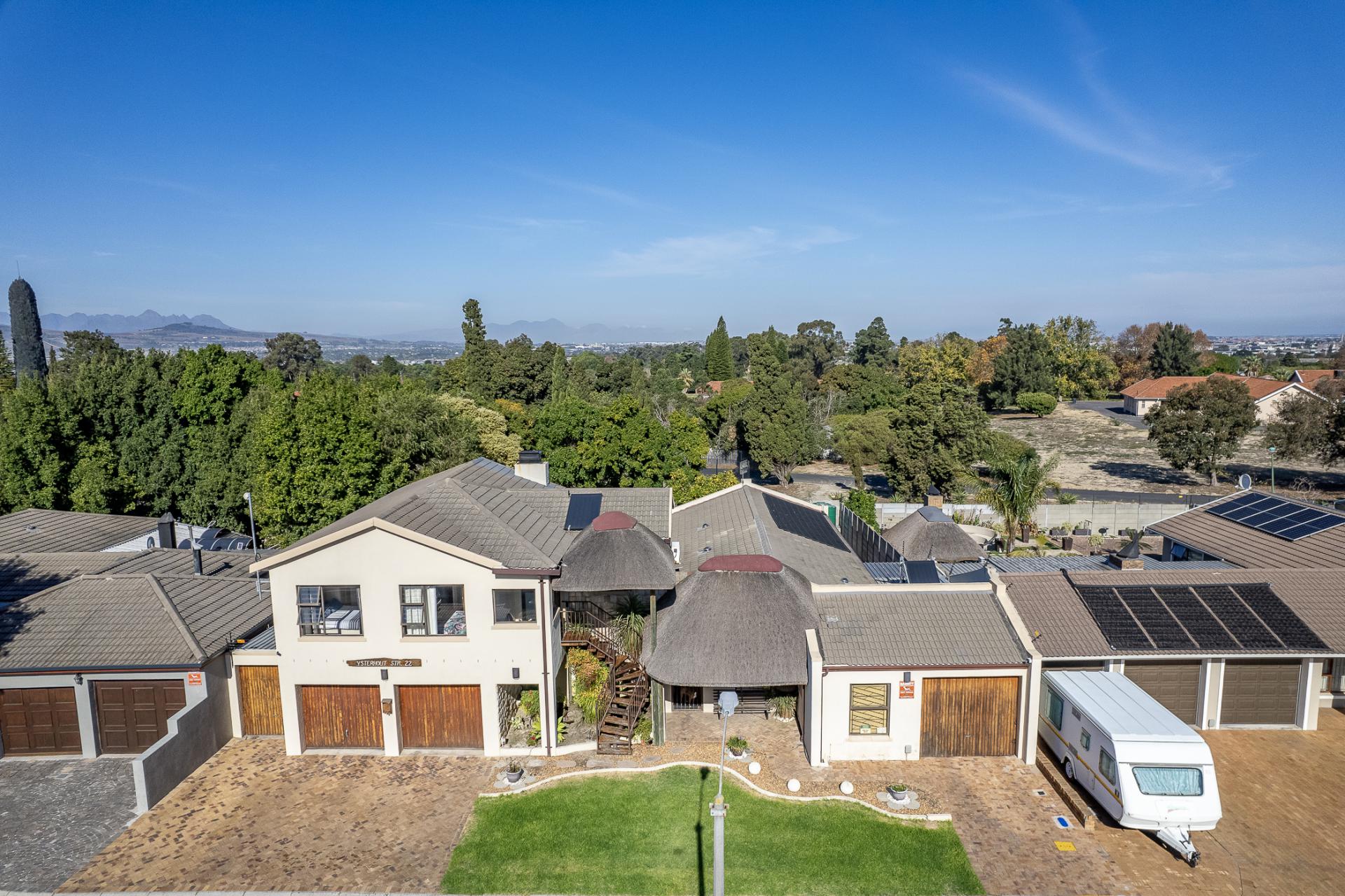  of property in Blommendal