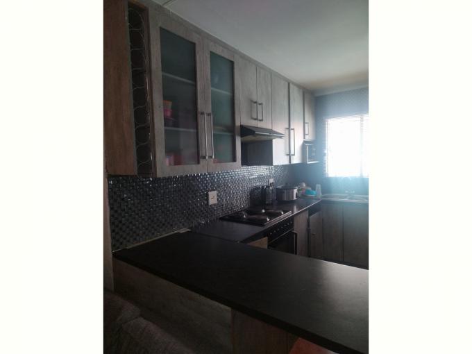 2 Bedroom House for Sale For Sale in Soshanguve - MR633908