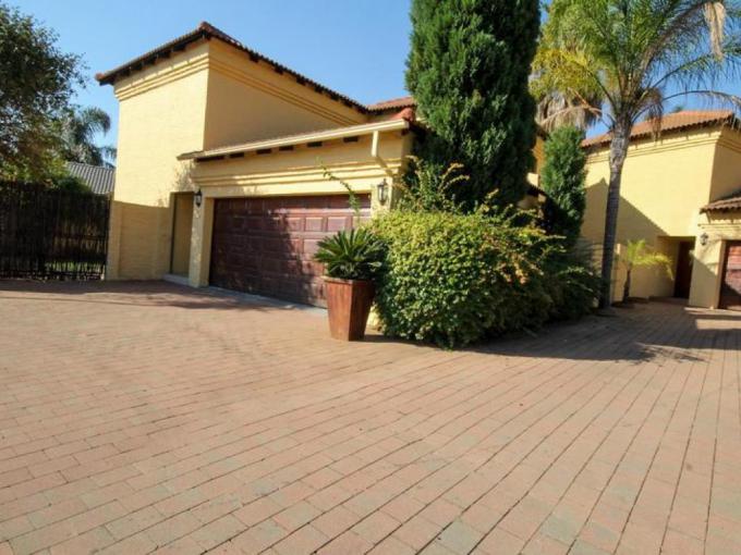 4 Bedroom House for Sale For Sale in Amberfield - MR633994