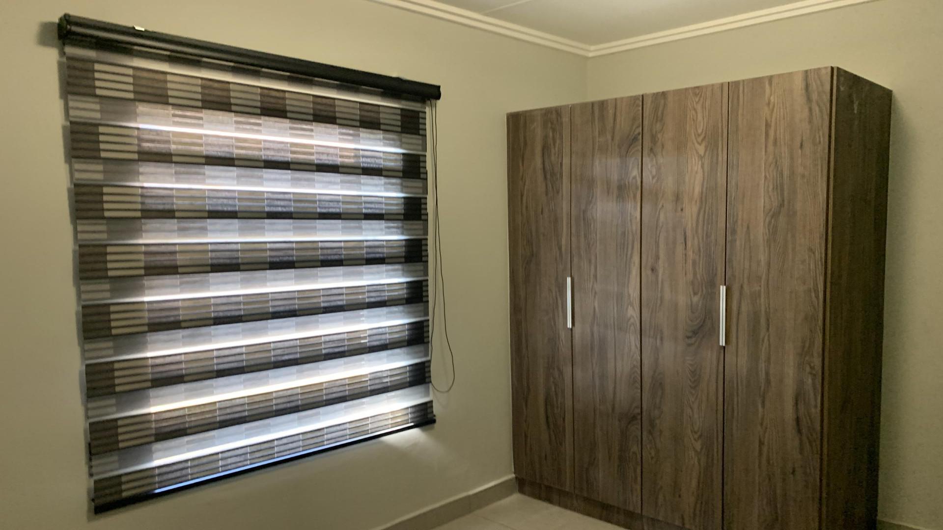 Bed Room 2 of property in Protea Glen