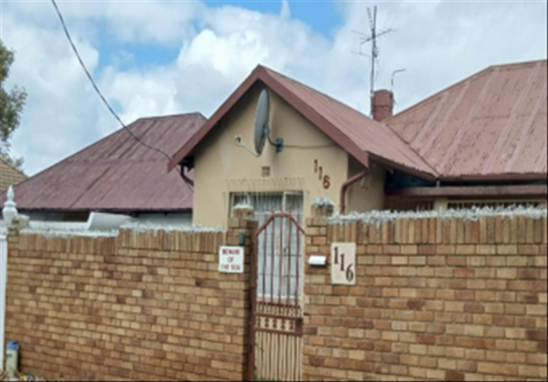 Front View of property in Malvern