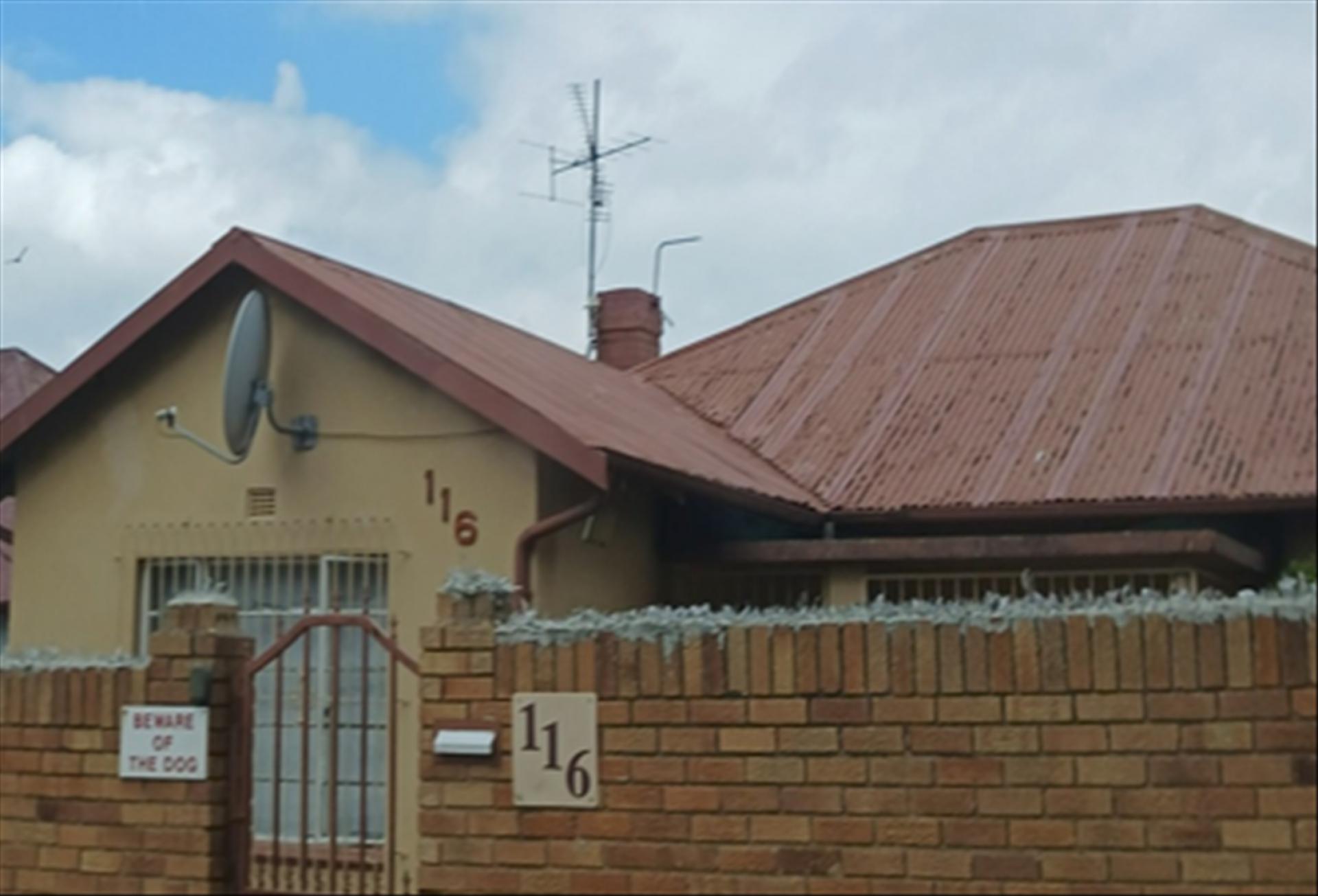 Front View of property in Malvern