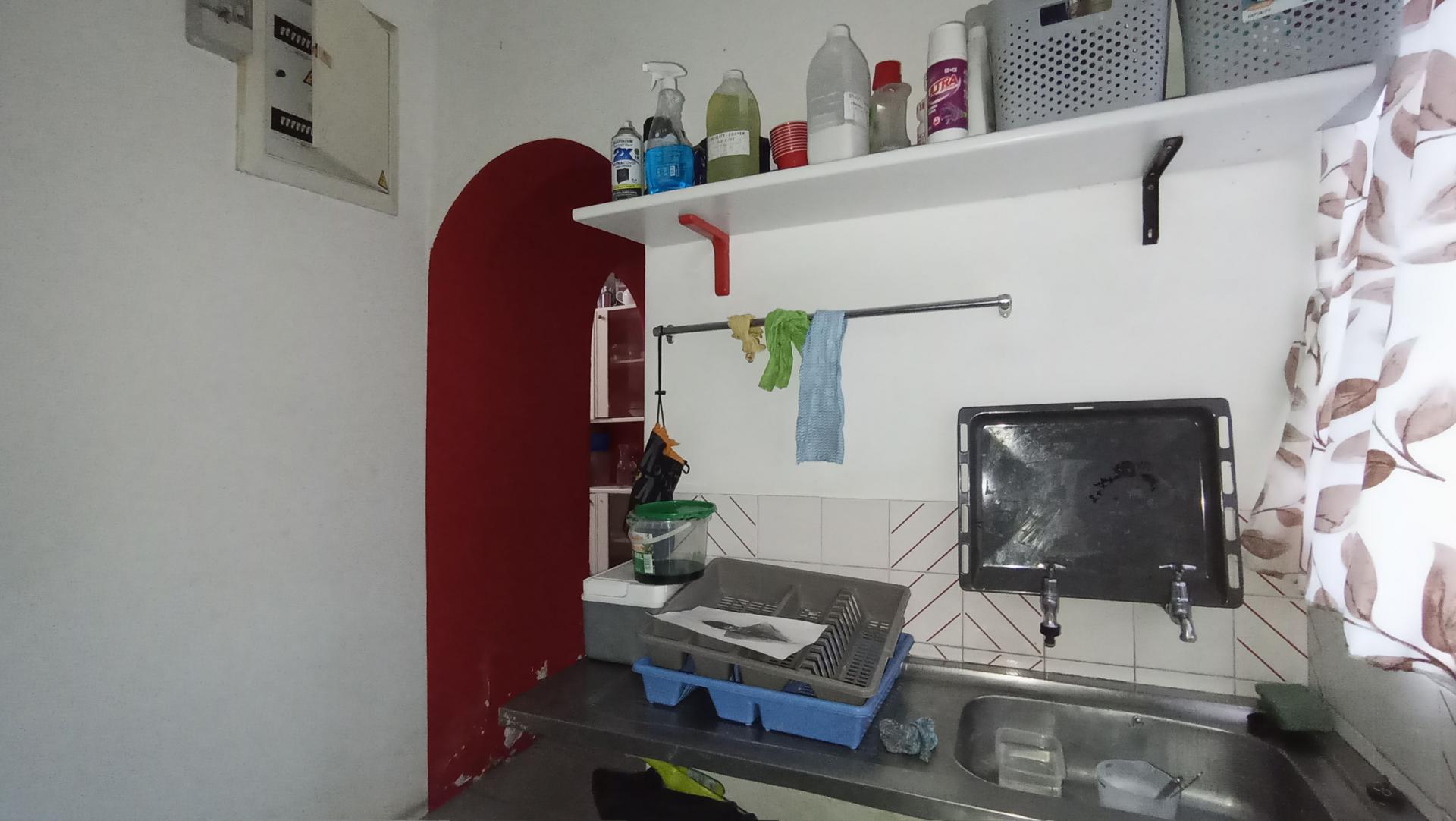 Scullery - 7 square meters of property in Kensington - JHB