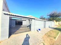 3 Bedroom 2 Bathroom House for Sale for sale in Regents Park