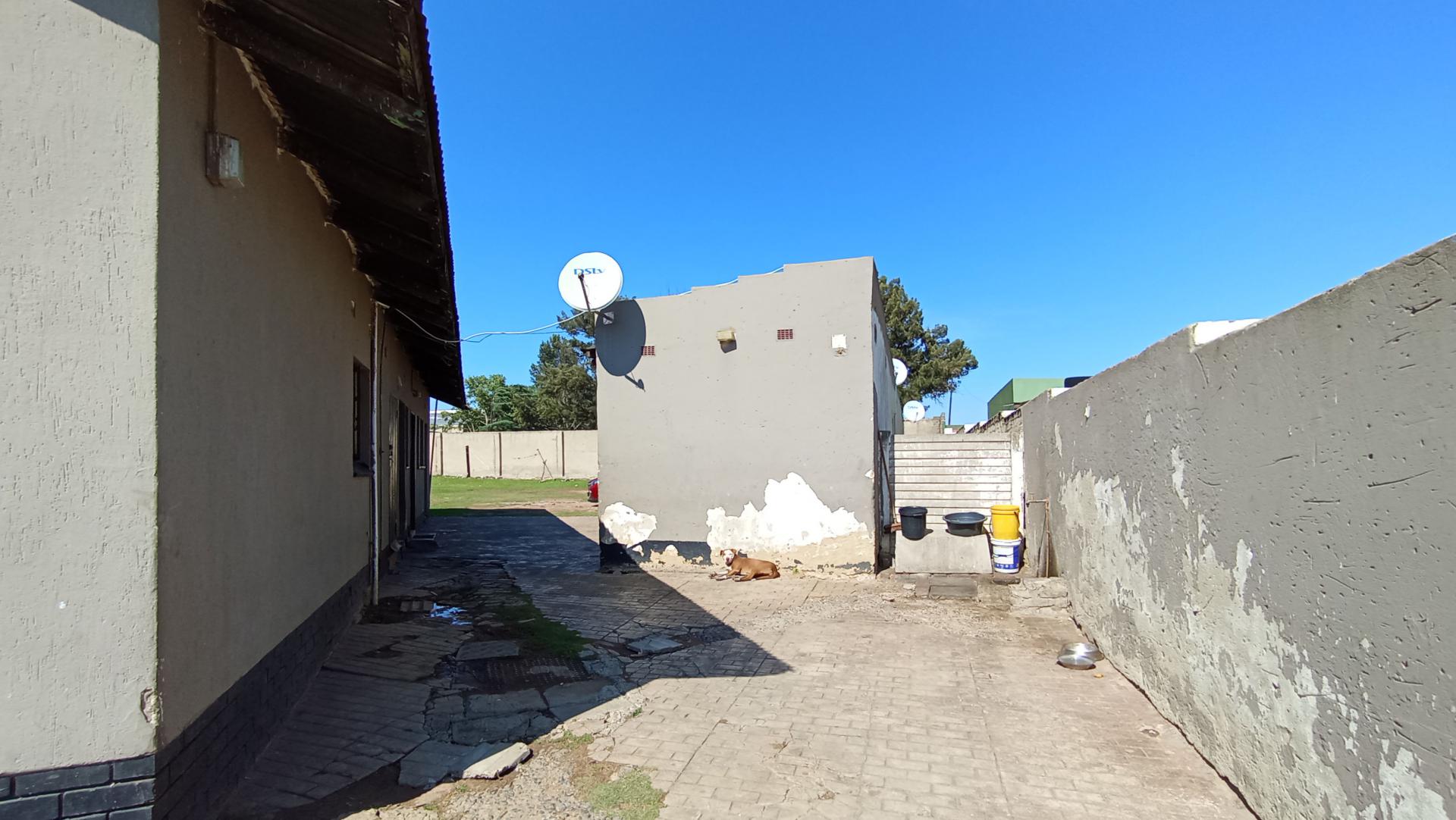 Front View of property in Klippoortje