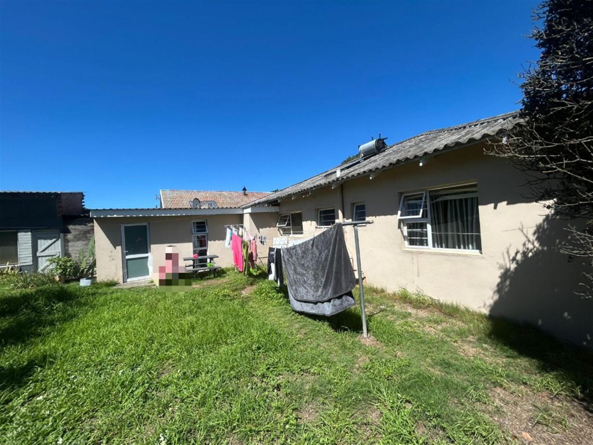 Front View of property in Newton Park