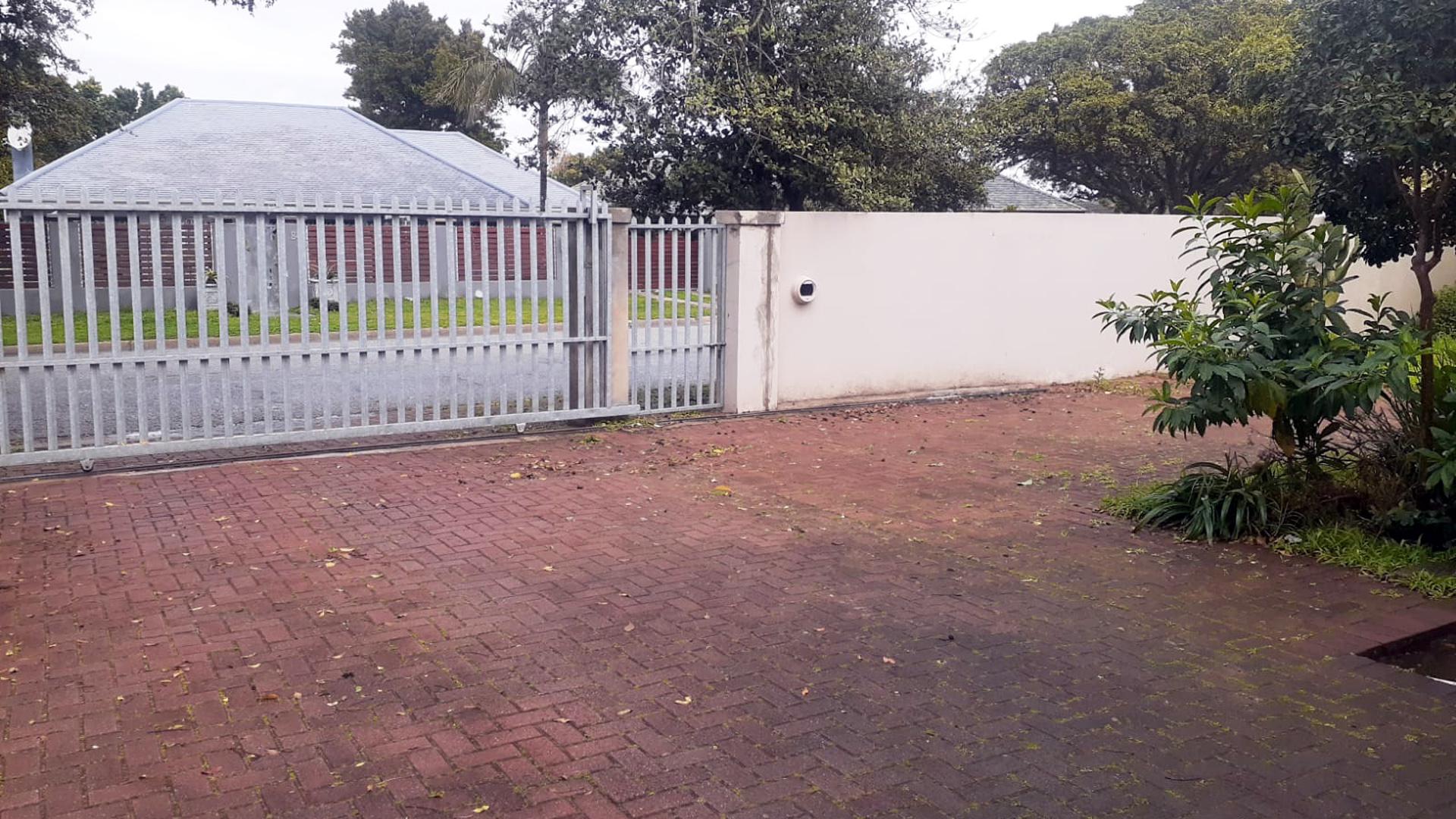 Spaces of property in Newton Park