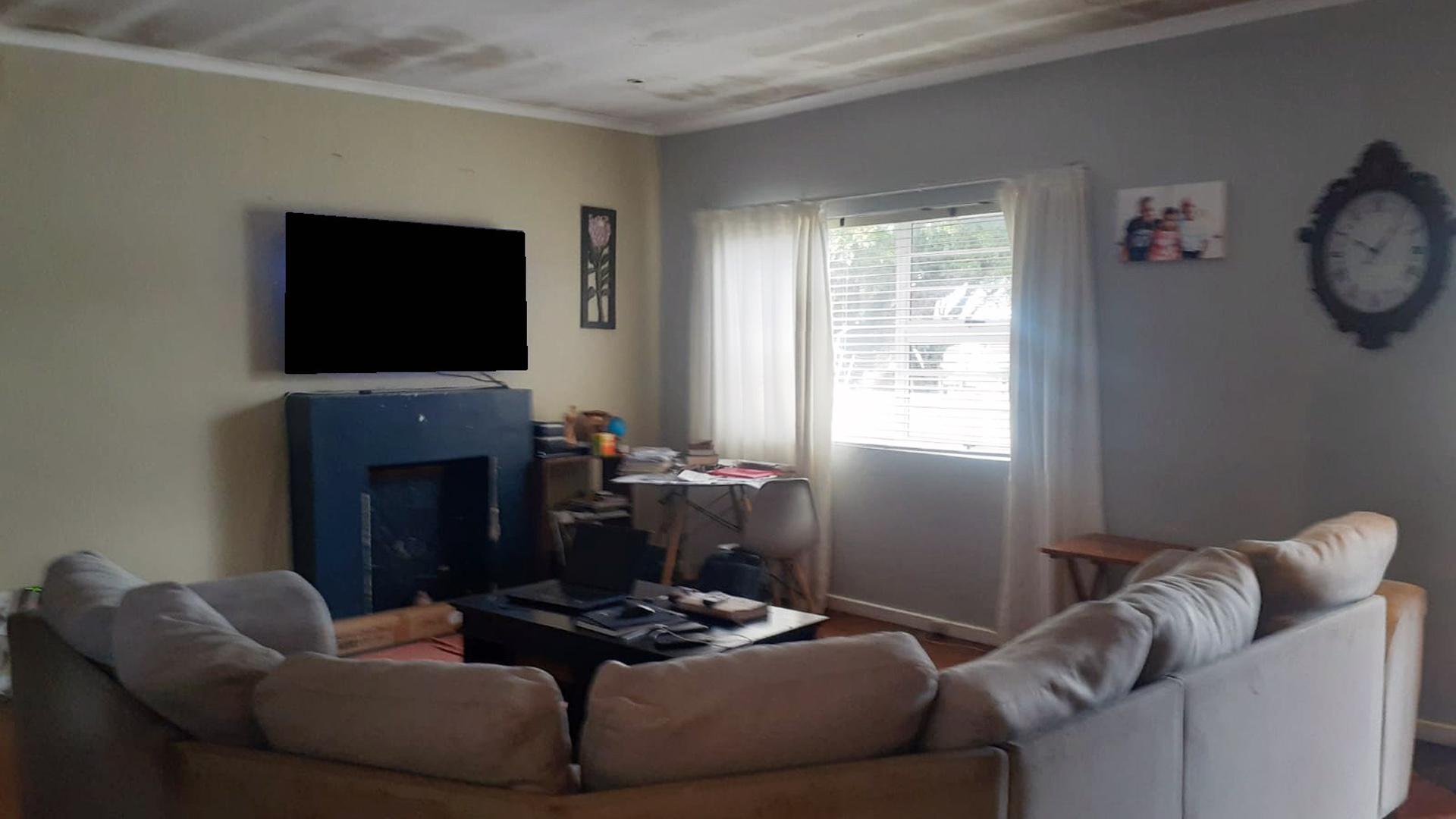 TV Room of property in Newton Park