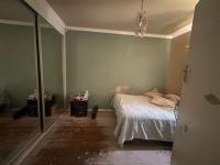 Main Bedroom of property in Newton Park