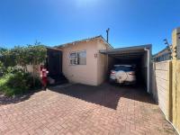 Front View of property in Newton Park