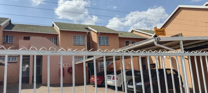 2 Bedroom Apartment for Sale For Sale in Alberton - MR634365