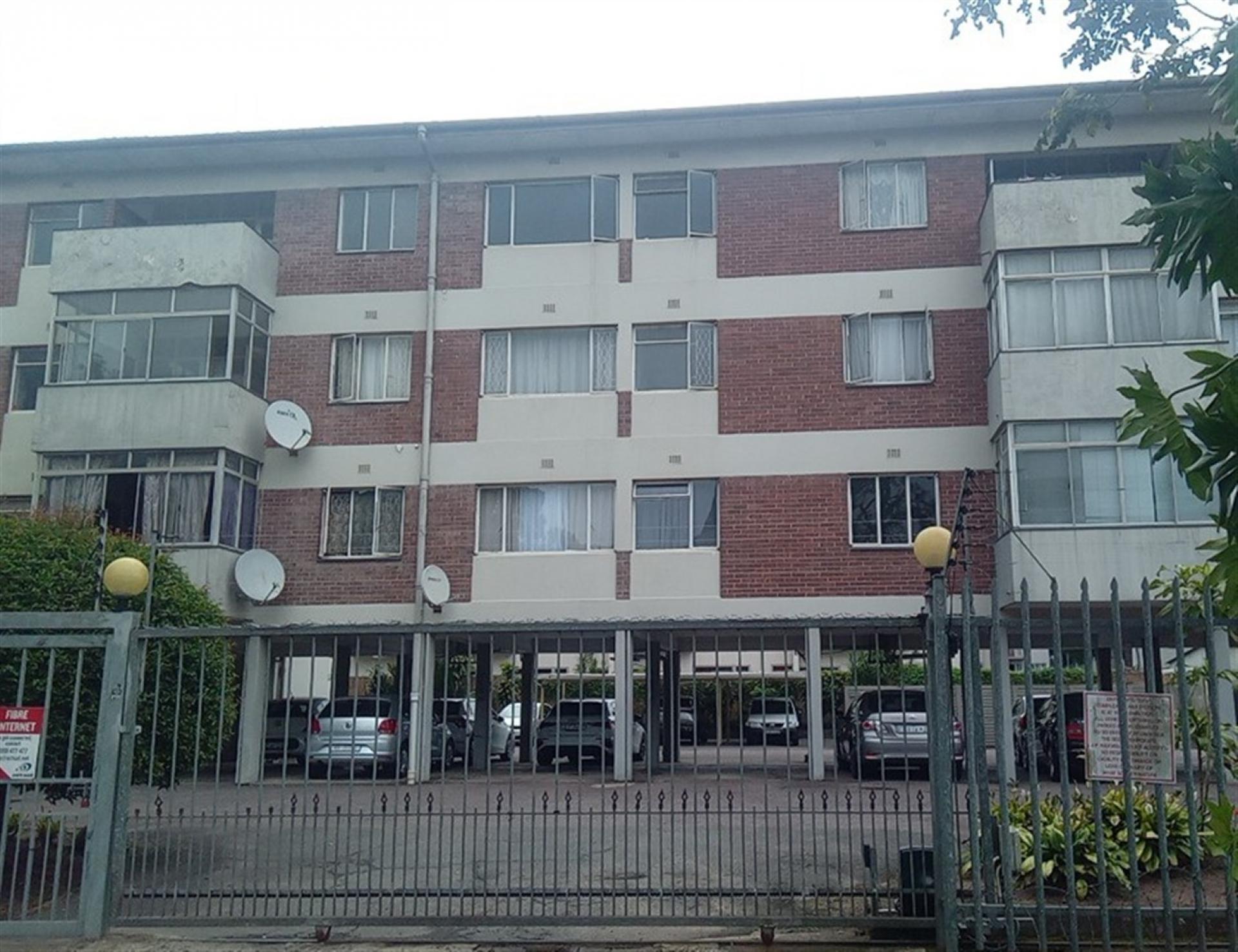 Front View of property in Pinetown 