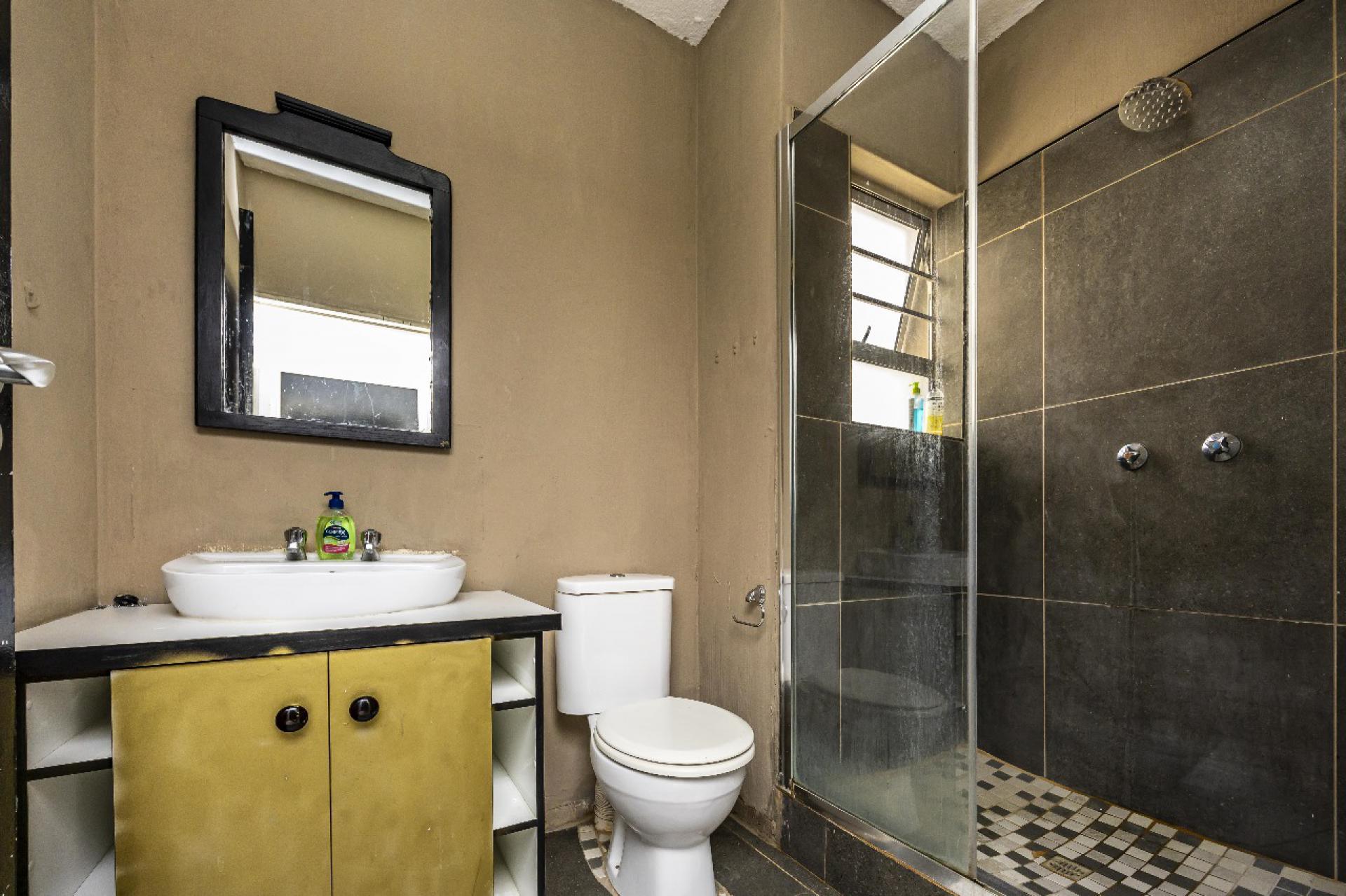 Bathroom 2 of property in Beacon Bay North