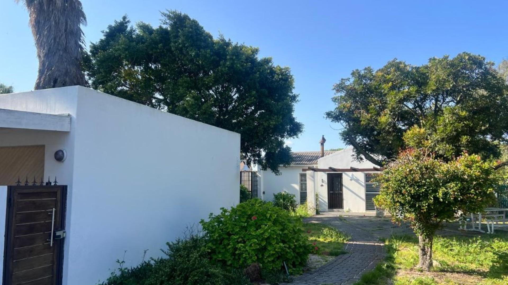 Front View of property in Milnerton