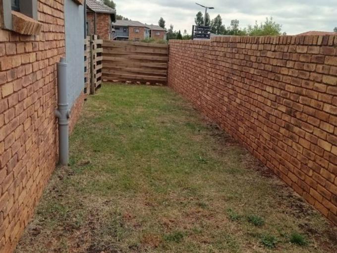 2 Bedroom House to Rent in Clarina - Property to rent - MR634569