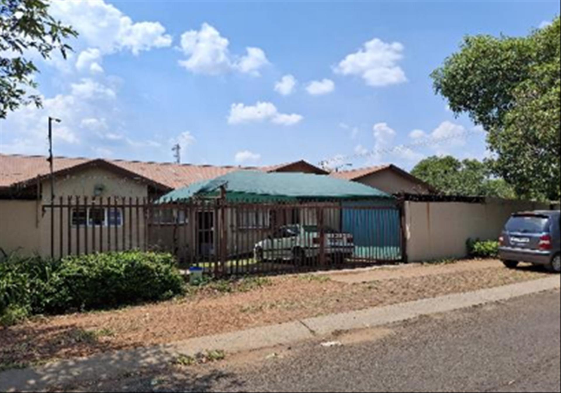 Front View of property in Pretoria Gardens