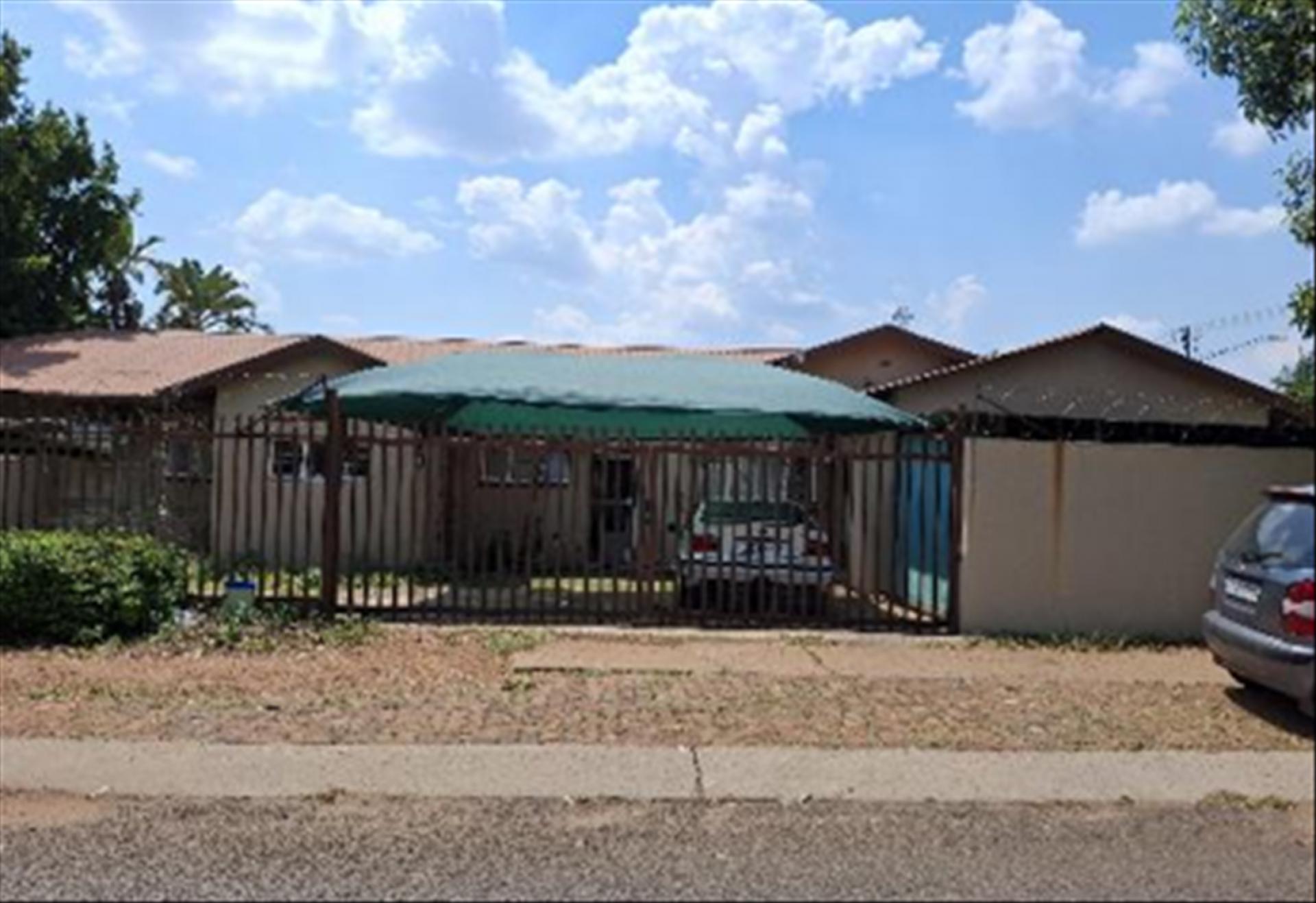 Front View of property in Pretoria Gardens