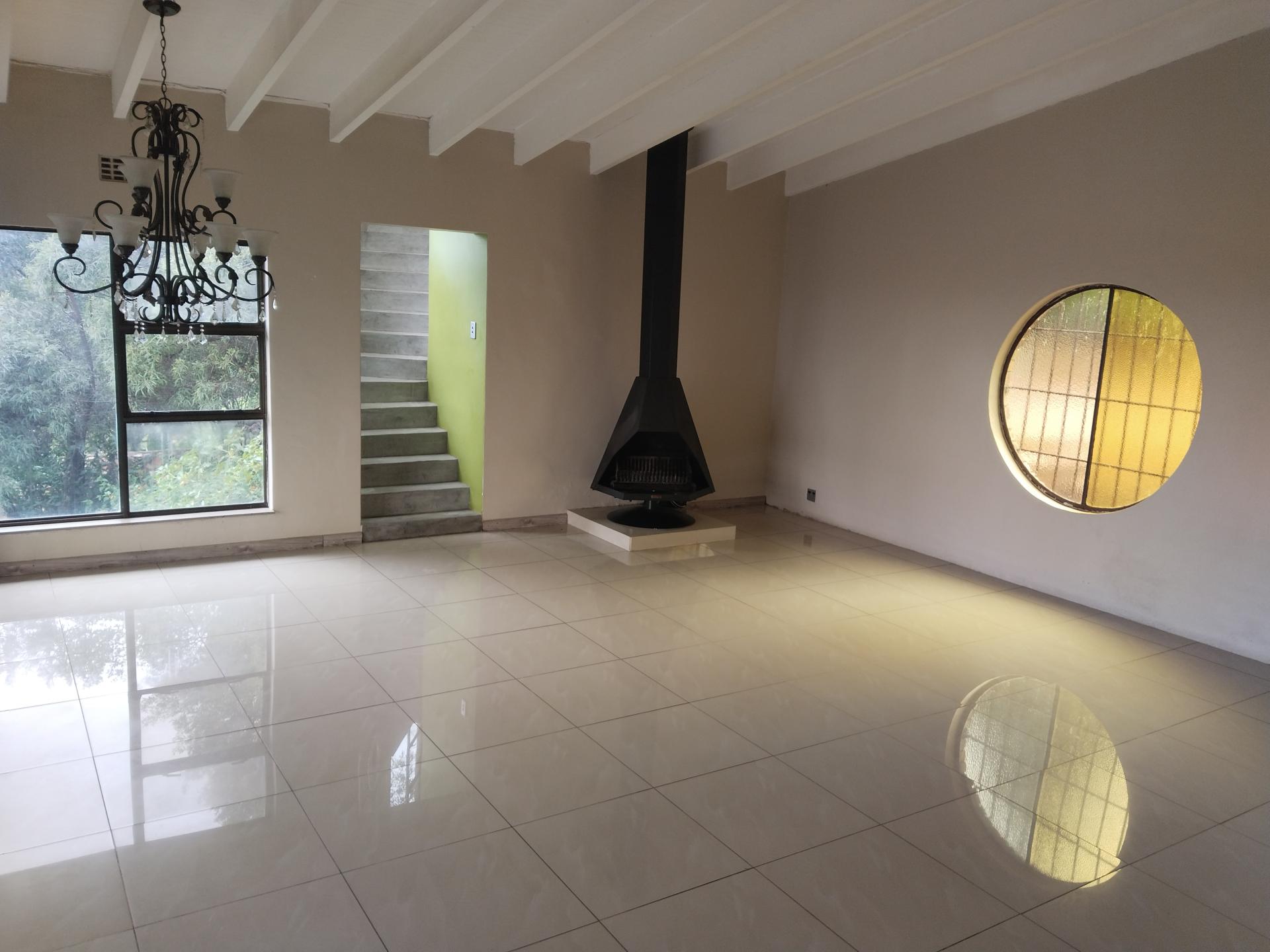 Lounges of property in Roodekrans