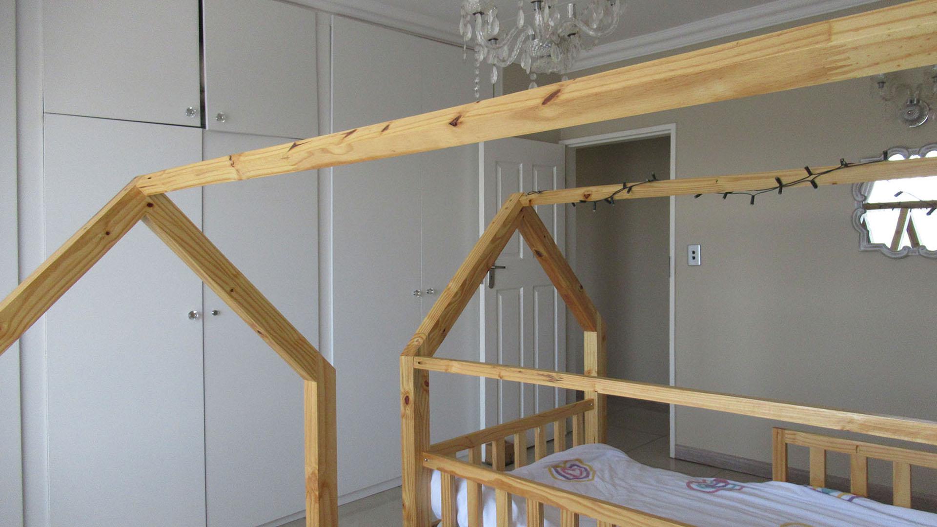 Bed Room 2 - 20 square meters of property in Roodekrans