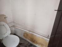 Staff Bathroom of property in Roodekrans