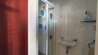 Bathroom 3+ - 3 square meters of property in Durban North 
