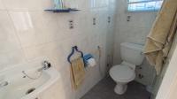 Bathroom 3+ - 3 square meters of property in Durban North 