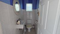 Guest Toilet - 2 square meters of property in Durban North 