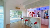 Entertainment - 14 square meters of property in Durban North 